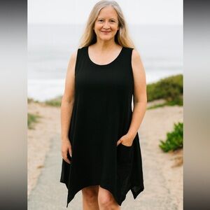 Cut loose Tunic Sleeveless‎ Black linen blend size Medium
